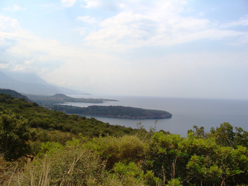 The position of the plot is advantageous, above Kardamili and gives to the plot lovely unobstructed views to the Messinian Bay and towards the village of Kardamili.